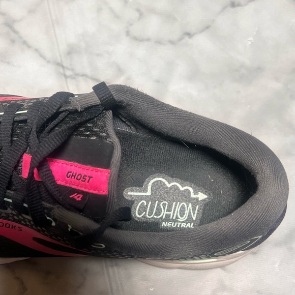Brooks Ghost 14 Women’s Running Shoes Size 8.5 Black Pink Cushion Sneakers - Picture 12 of 12